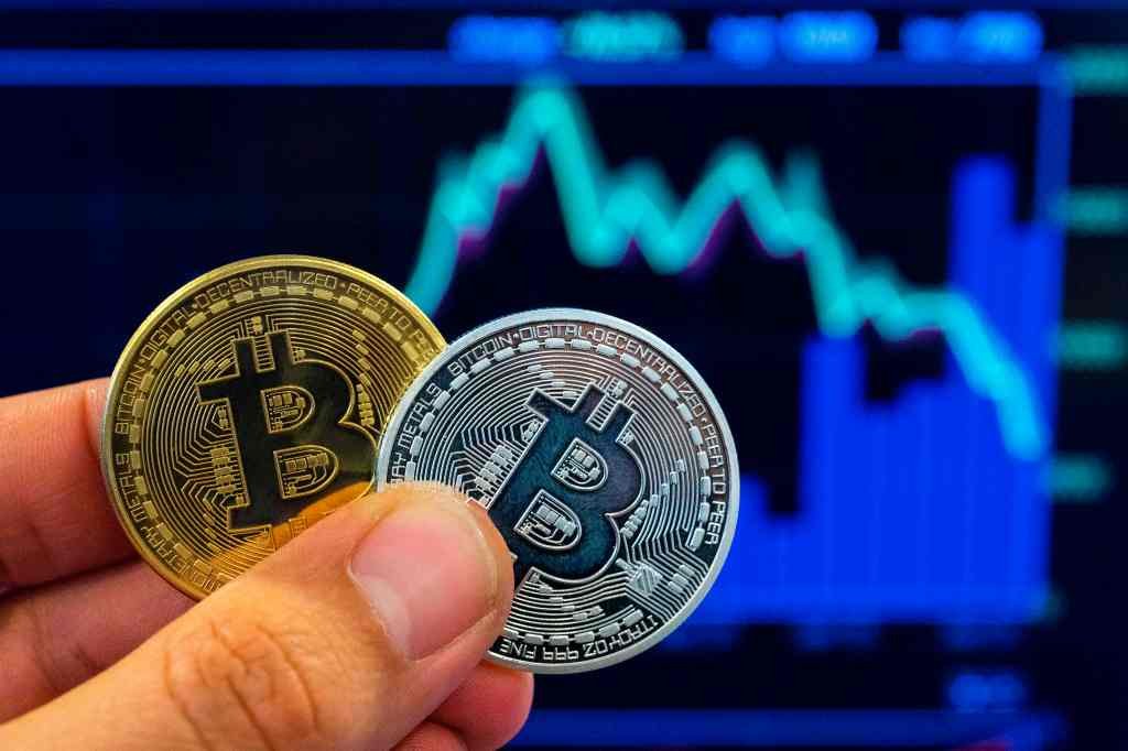 Florida man accuses Denver crypto school of fake crypto exchange