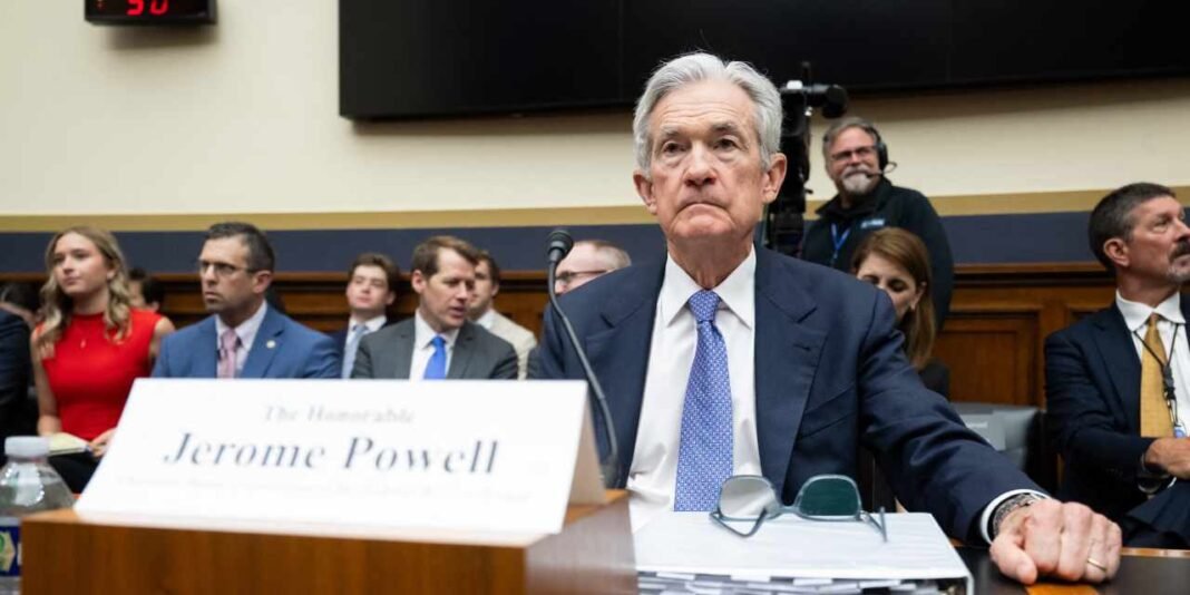 Powell Doesn’t Rule Out a July Rate Cut